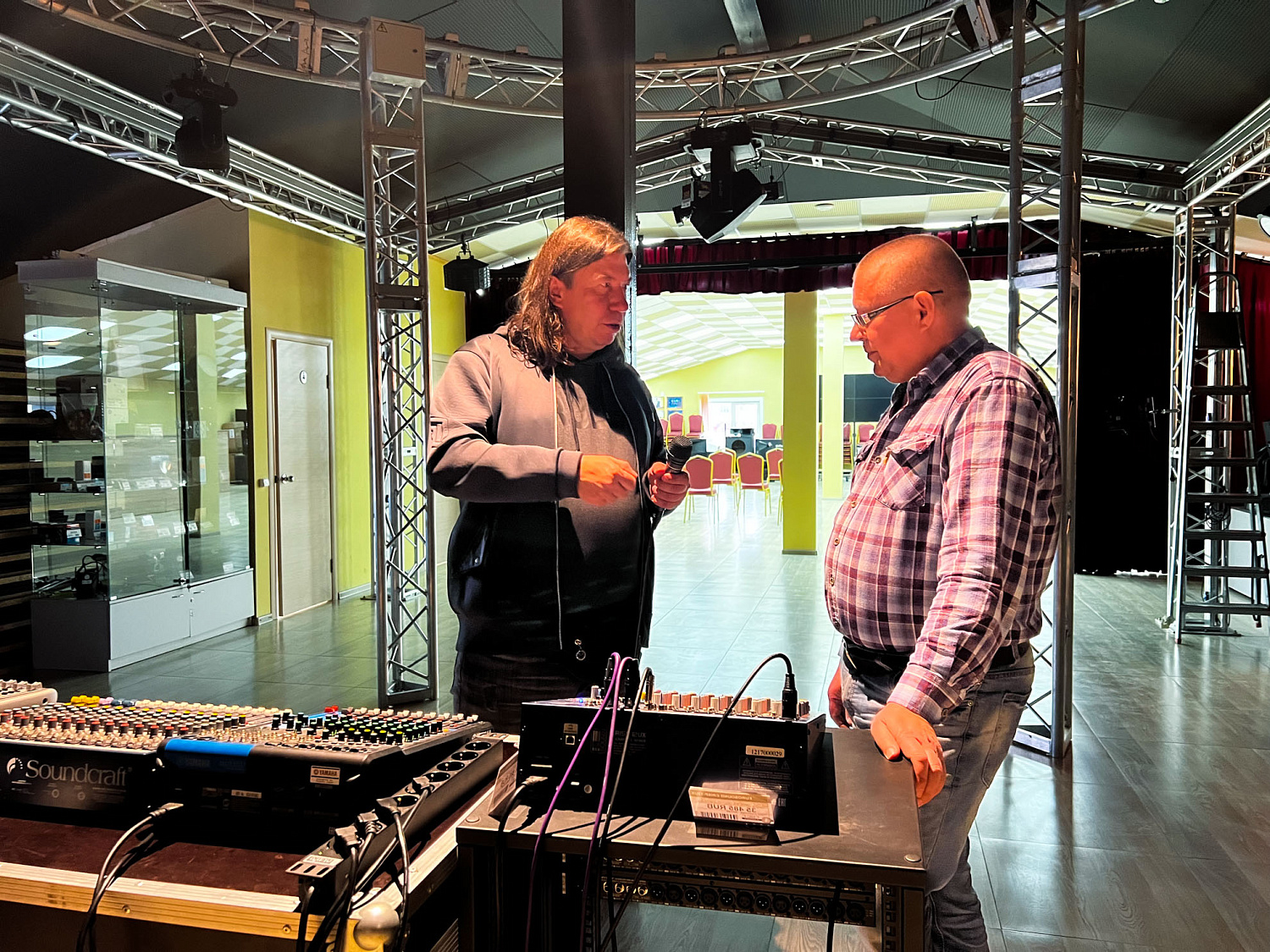 Eurosound BORA - отзыв Александра Дробыша, звукорежиссера Елены Ваенги