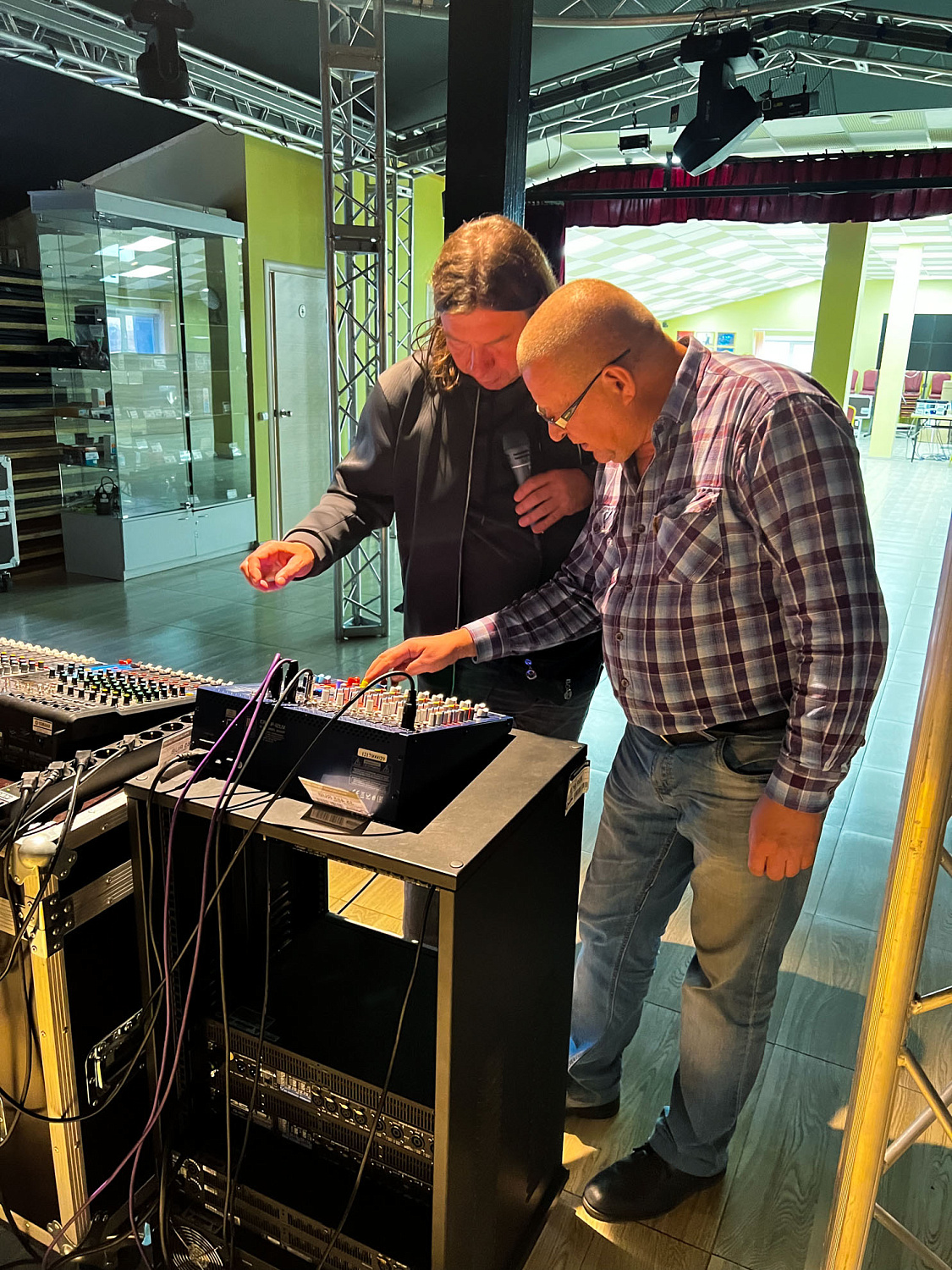 Eurosound BORA - отзыв Александра Дробыша, звукорежиссера Елены Ваенги