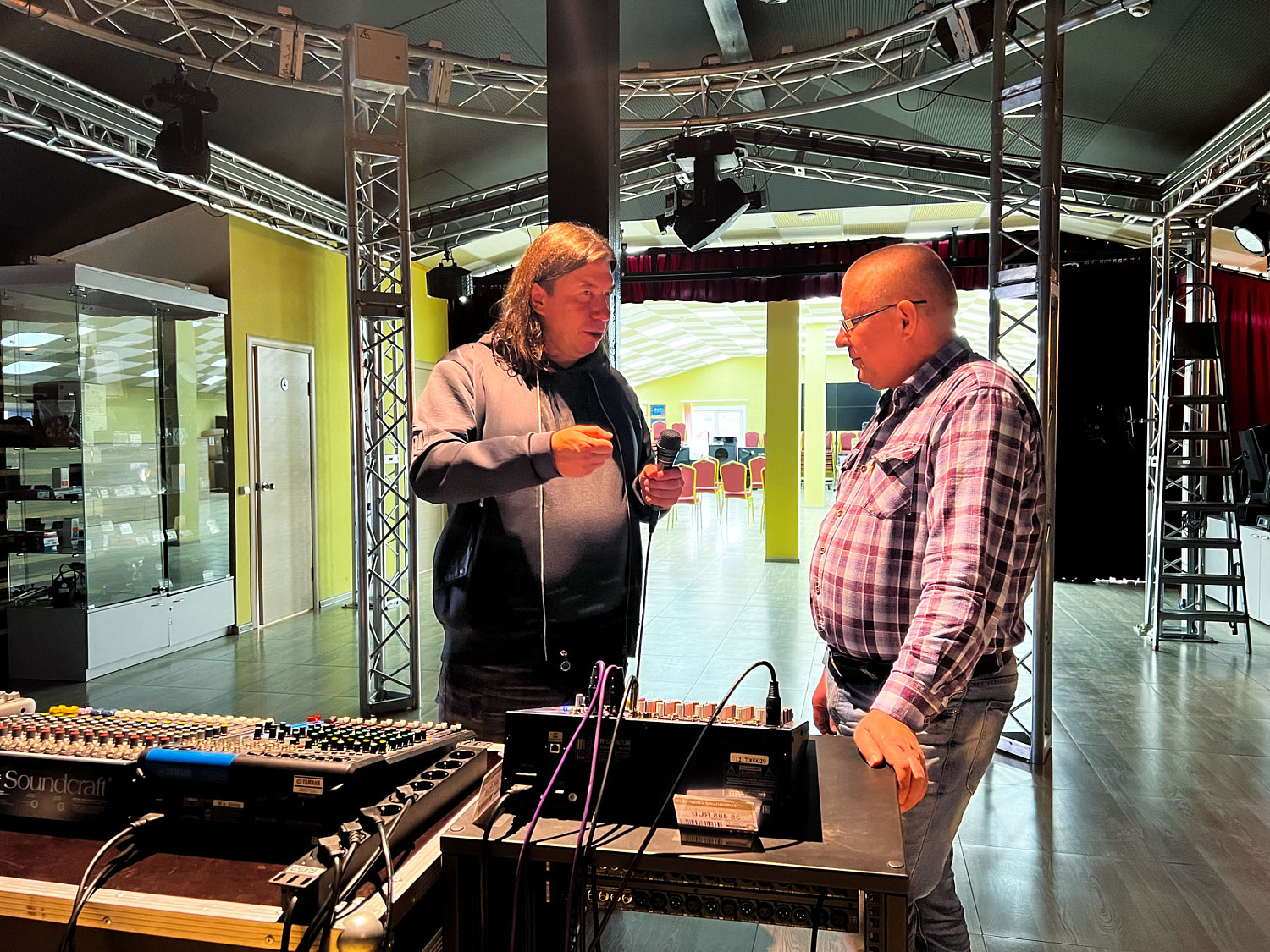 Eurosound BORA - отзыв Александра Дробыша, звукорежиссера Елены Ваенги